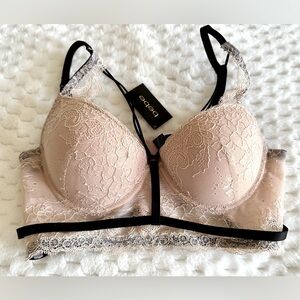 bebe Lace Bralette in Cream and Black